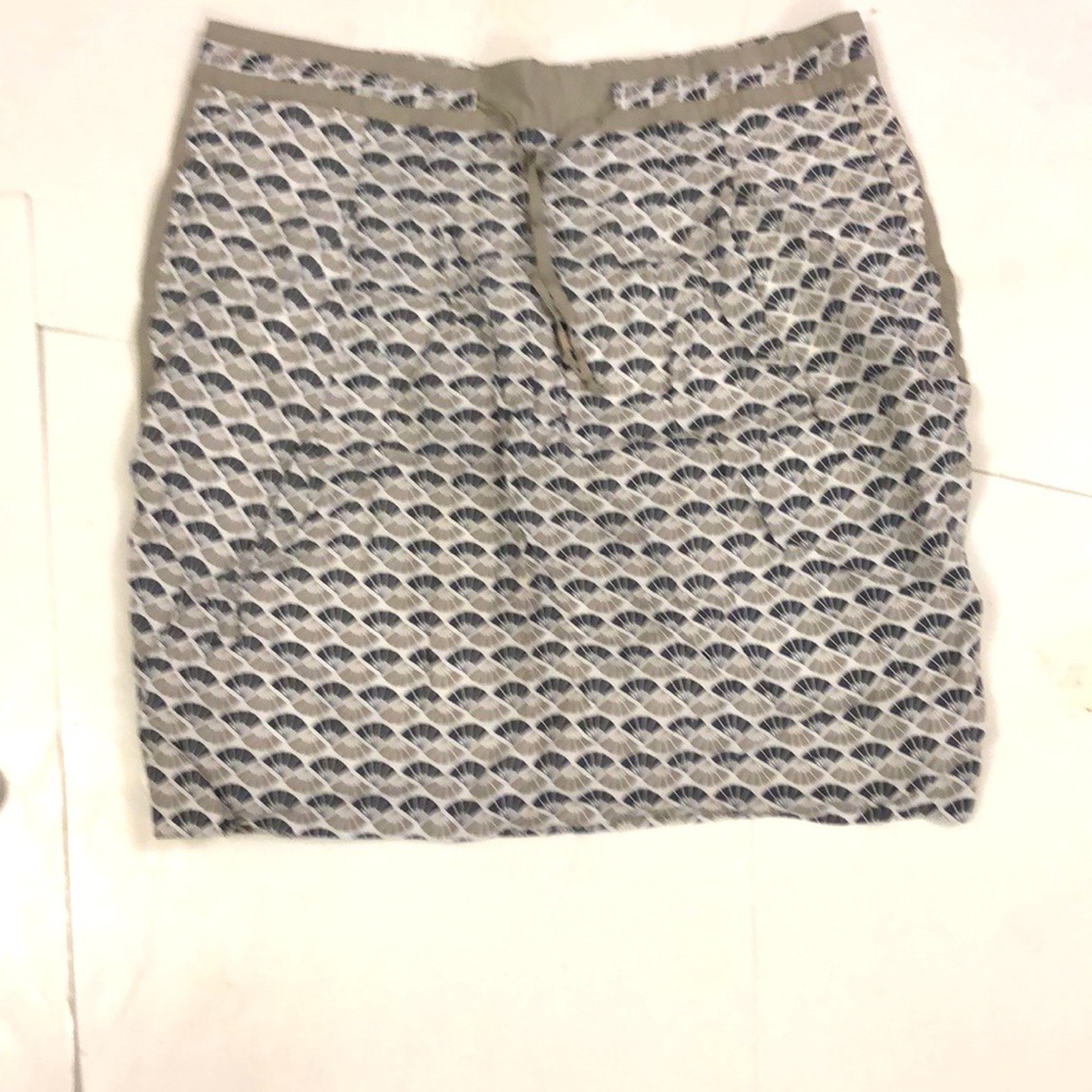 Sigrid Olsen 14 Skirt Grey White Tan Shell design pockets drawstring Excellent